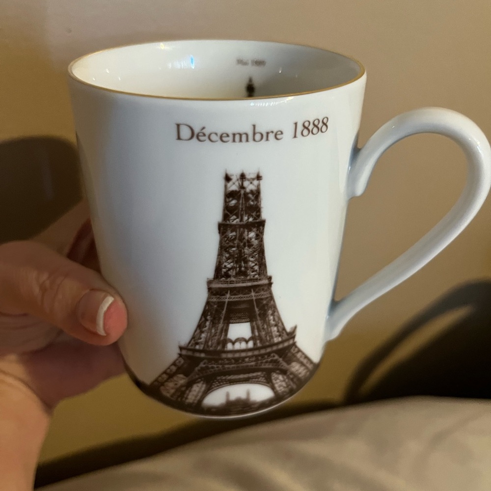 🐇 Goebel Porceline Paris mug Eifel tower